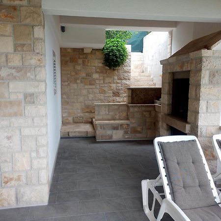 Villa Contessa Robinson House Zrnovo Exterior foto